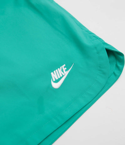 Nike Flow Shorts - Clear Jade / White