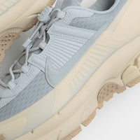 Nike Vomero Roam Shoes - Wolf Grey / Wolf Grey - Sanddrift - Hemp thumbnail