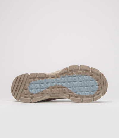 Nike Vomero Roam Shoes - Wolf Grey / Wolf Grey - Sanddrift - Hemp