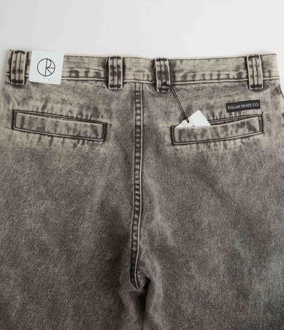 Polar Grund Chinos in Acid Black