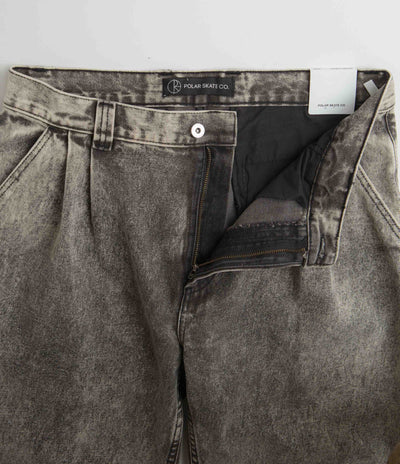 Polar Grund Chinos in Acid Black