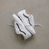 Vans Skate Old Skool 36+ Shoes in Antique White and Black thumbnail