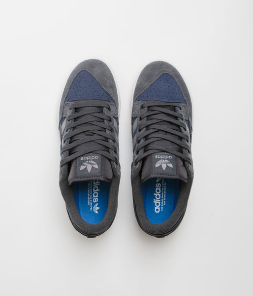 アンドレアダミコ ネイビースエード 85 adidas:TOBACCO NAVY SUEDE｜ SHIPS 公式サイト