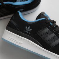 Adidas Forum 84 Low ADV Shoes in Core Black and Blue Burst / Carbon thumbnail