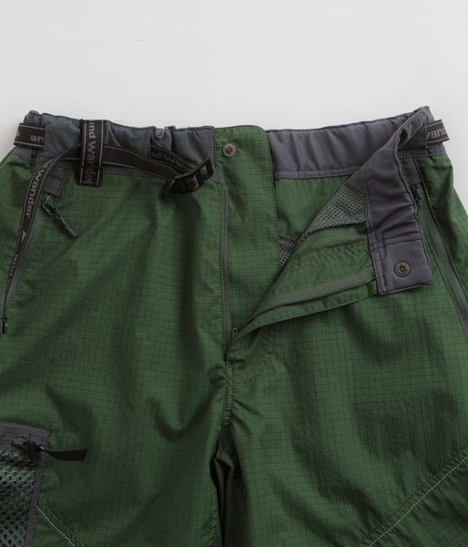 and wander Breath Rip Shorts - Green | flatspot