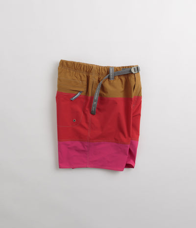 and wander Wave Shorts in Red