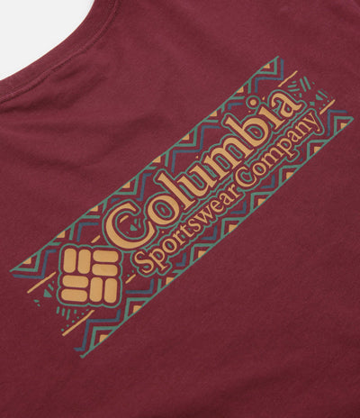 Columbia Explorers Canyon Long Sleeve T-Shirt in Rich Wine and Branded Blanket