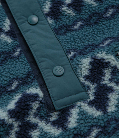 Columbia Helvetia II Printed Half Snap Fleece in Everblue and KnitKnot