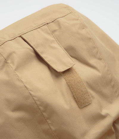 Columbia Point Park II Insulated Jacket in Black and Tobacco / Canoe