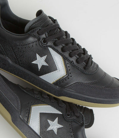 Converse Cons Louie Lopez Pro 2 Shoes in Black and Black / Lava