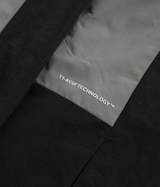 HUF Set Shell Jacket - Black | flatspot