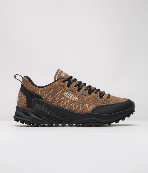 靴 KEEN JASPER ZIONIC Gramicci All About the Jasper Zionic by KEEN and Gramicci | Collater.al