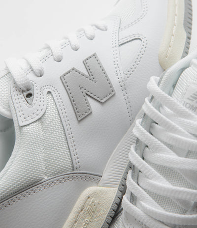 New Balance Numeric 600 Tom Knox Shoes - White / Grey