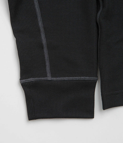 nike-acg-chinati-long-sleeve-t