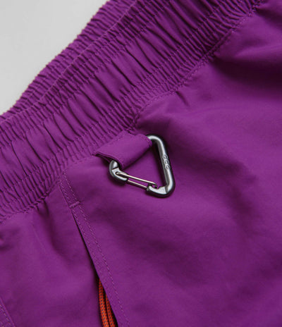 Nike ACG Reservoir Goat Shorts - Bold Berry / Safety Orange / Summit White