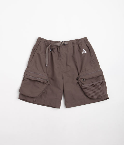 nike men m nrg acg cargo shorts sequoia cave purple