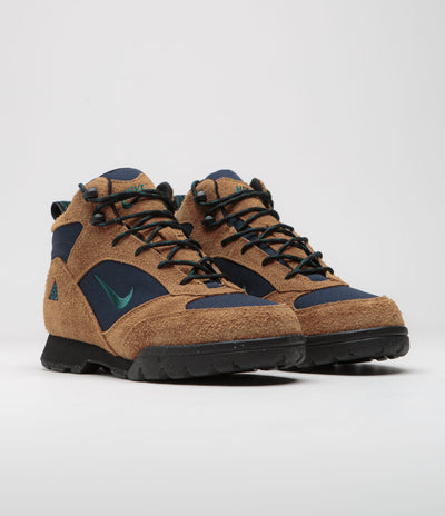 Nike ACG Torre Mid Waterproof Shoes in Burnt Sienna and Dark Atomic Teal