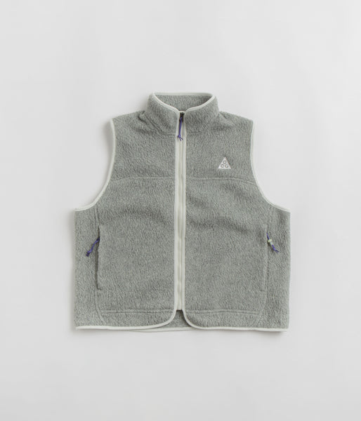 nike-acg-womens-arctic-wolf-