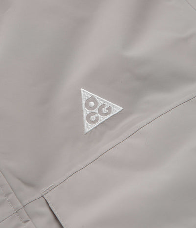 Nike ACG Womens Skull Peak Jacket - College Grey / Football Grey / Summit White