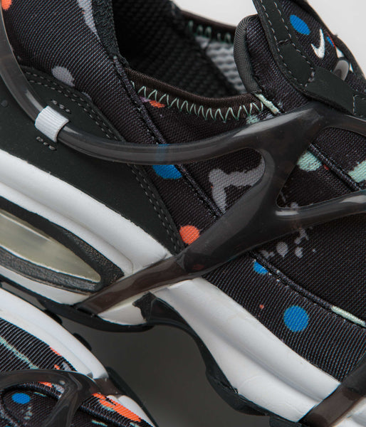 Nike Air Kukini SE Shoes - Black / Anthracite - White - Phantom
