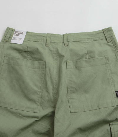 Nike Club Cargo Pants - Oil Green / Oil Green