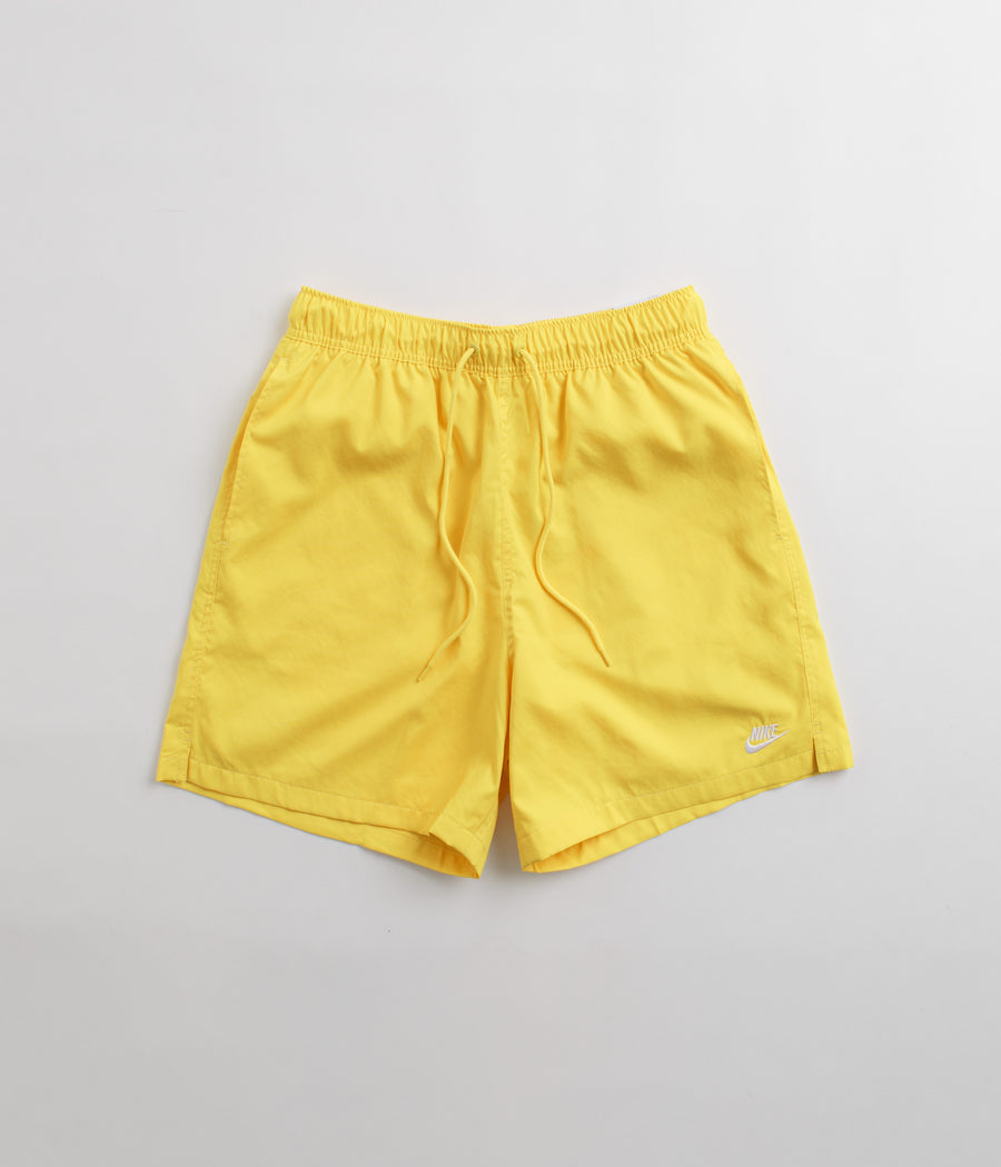 Nike Club Woven Flow Shorts - Lightening / White