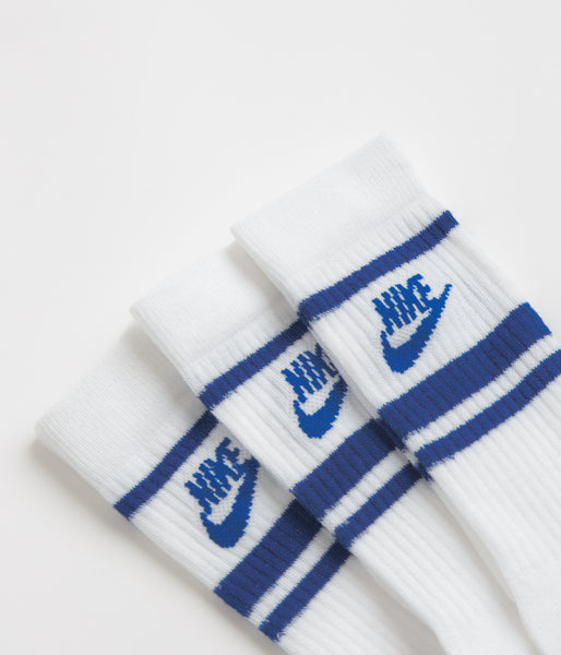 white nike socks with navy swoosh