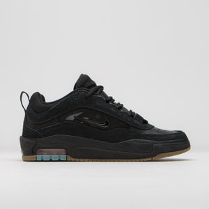 Black / Black