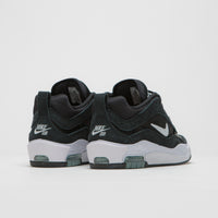 Nike SB Air Max Ishod Shoes in Black and White and Black - Black thumbnail