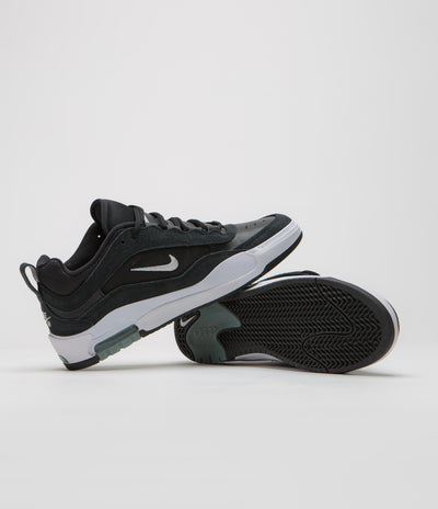 Nike SB Air Max Ishod Shoes in Black and White and Black - Black