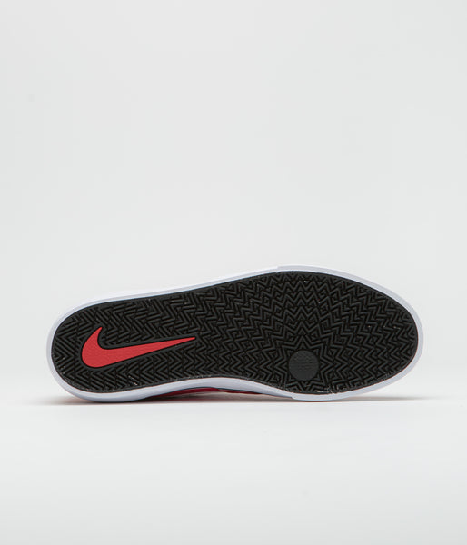 nike charge shoes white red