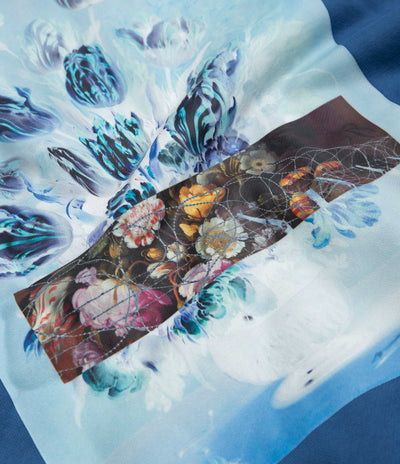 Nike SB Distorted Graphic Hoodie in Industrial Blue