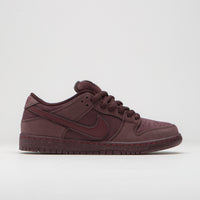 Nike SB Dunk Low Premium Shoes - Burgundy Crush / Dark Team Red - Earth thumbnail