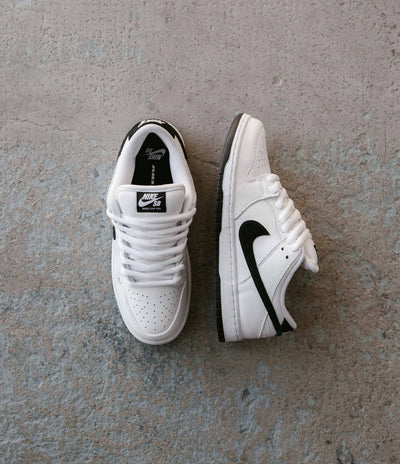 Nike SB Dunk Low Pro Shoes - White / Black - White - Black