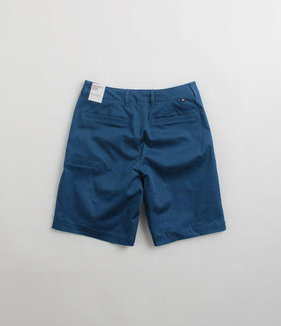 Nike SB El Chino Shorts in Court Blue