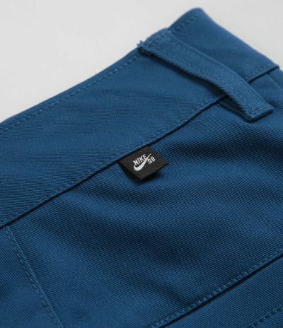 Nike SB El Chino Shorts in Court Blue