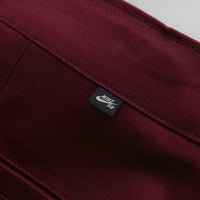 Nike SB El Chino Shorts - Dark Team Red thumbnail