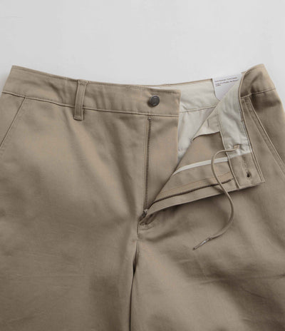 Nike SB El Chino Shorts in Khaki