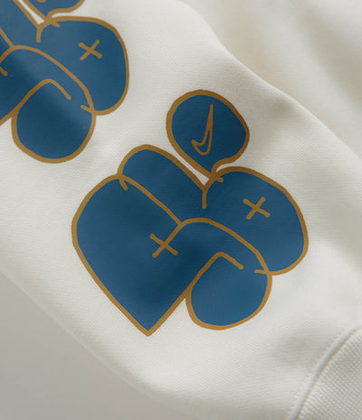 Nike SB Graff Hoodie in Sail