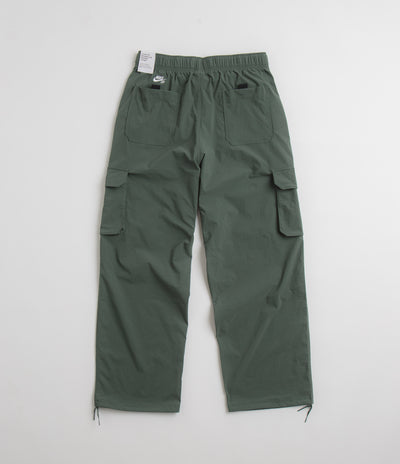 Nike SB Kearny Cargo Pants - Vintage Green / White