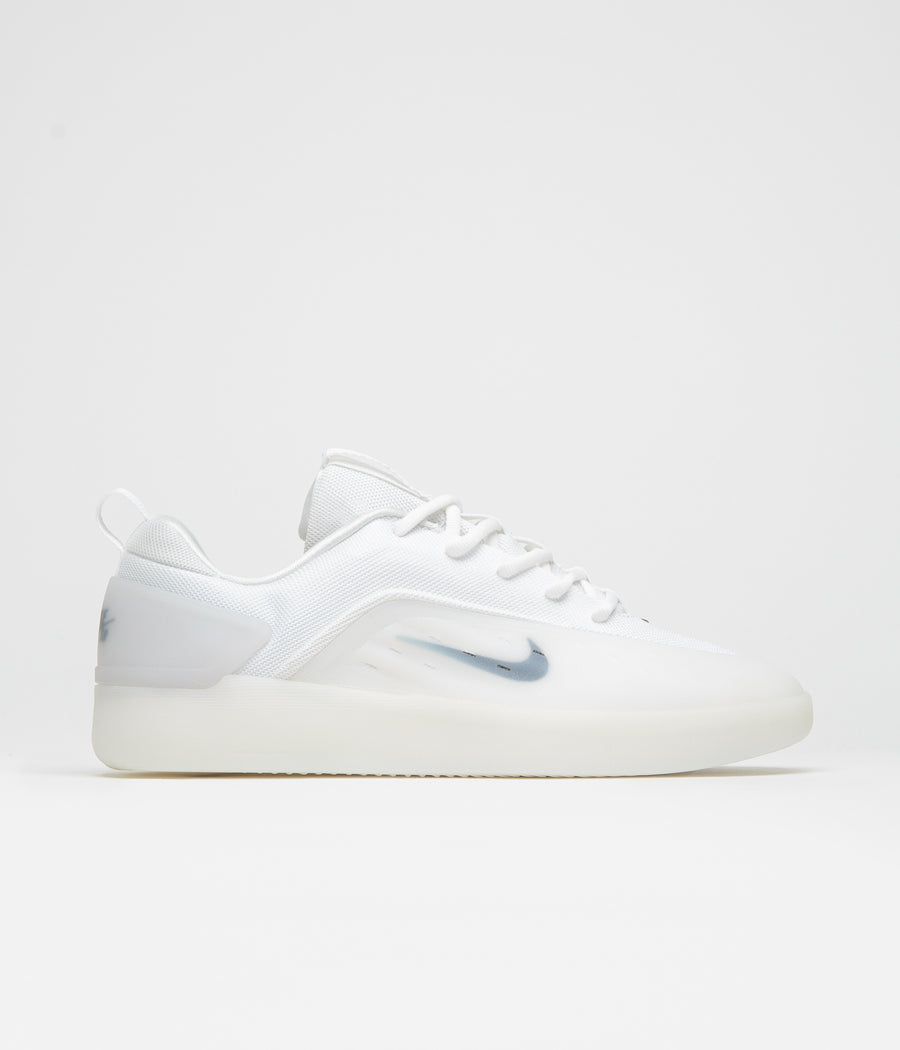 Nike SB Nyjah 4 Shoes in White and Black and White - Black