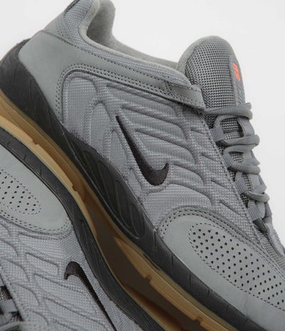 Nike SB Orange Label Vertebrae Shoes in Cool Grey and Black and Cool Grey - Dark Grey