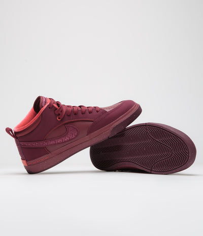 Nike SB React Leo Premium Shoes - Dark Beetroot / Dark Beetroot - Team Red