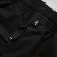 Nike SB Skyring Shorts in Black and Black thumbnail