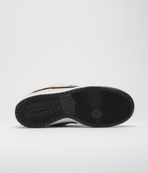 Nike SB x Albino & Preto Dunk Low Pro Shoes - Fossil / Black