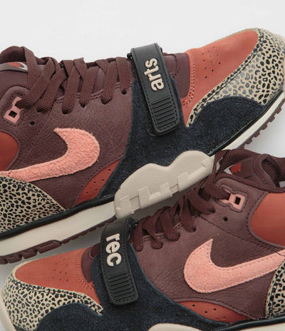 Nike SB x Arts-Rec Air Trainer 1 Shoes in Limestone and Pink Quartz and Earth - Dusty Peach