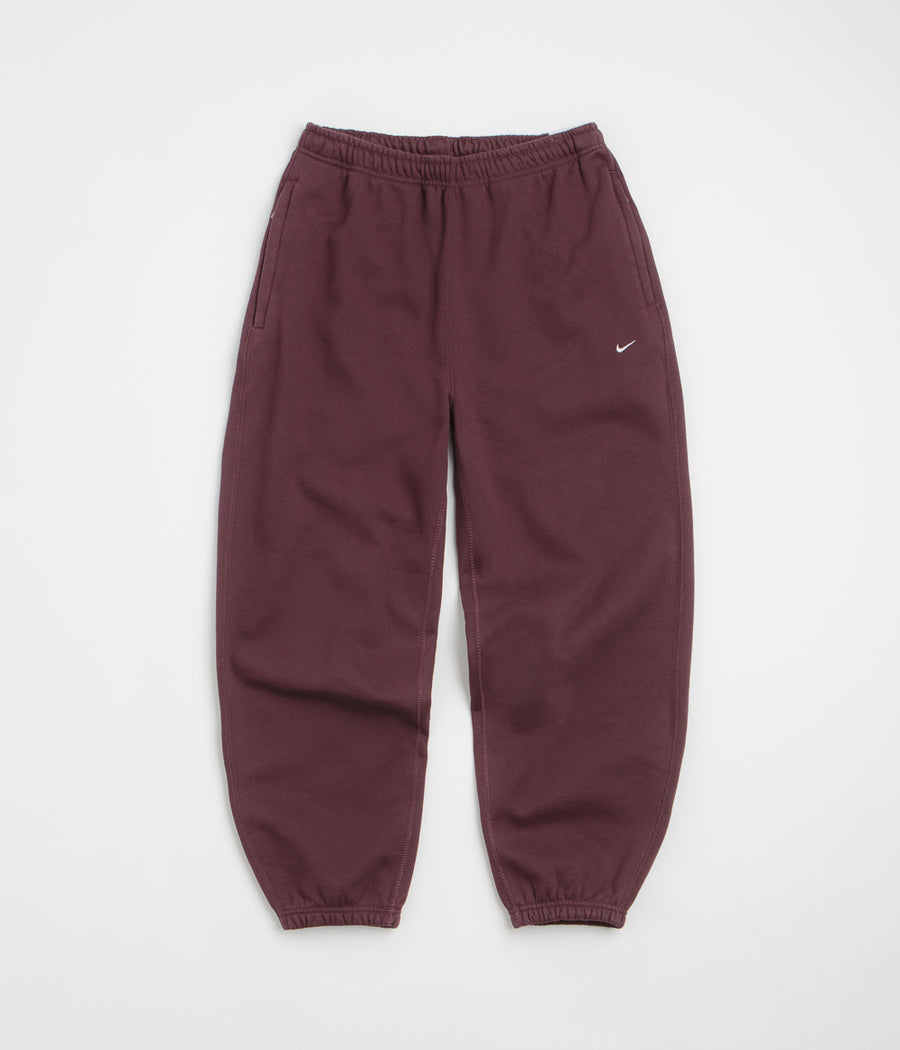 Nike Solo Swoosh Cuffed Sweatpants - Burgundy Crush / Burgundy Crush / White