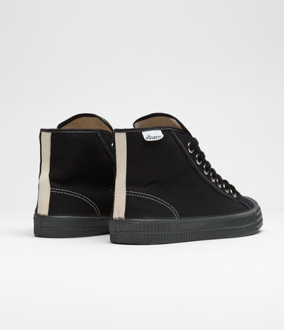 Novesta Star Dribble Contrast Stitch Shoes in 60 Black and 99 Beige / 245 Grey