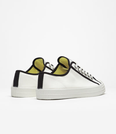 Novesta Star Master Contrast Piping Shoes in 10 White and 60 Black / 110 White