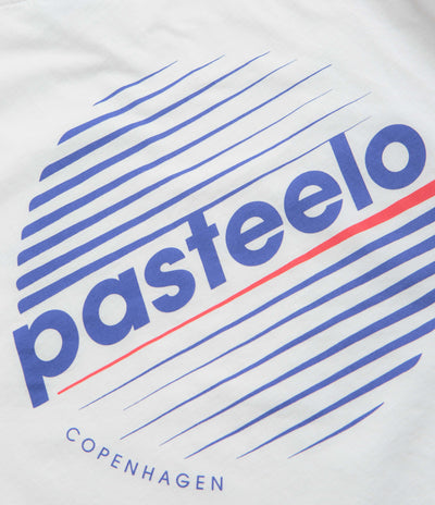 Pasteelo Rise T-Shirt in White